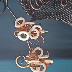 Vintage NWT Brown and White Circle Clip Earrings